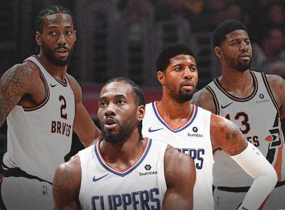 死神挥舞镰刀！杜兰特25+9+2断集锦：力压老詹拿下年终大战（杜兰特25分9板2断高能集锦：压制詹姆斯笑傲年终巅峰战）