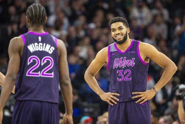 NBA杯八强对阵出炉，雷霆&魔术领衔东西部（NBA杯八强揭晓：雷霆与魔术领跑东西部）