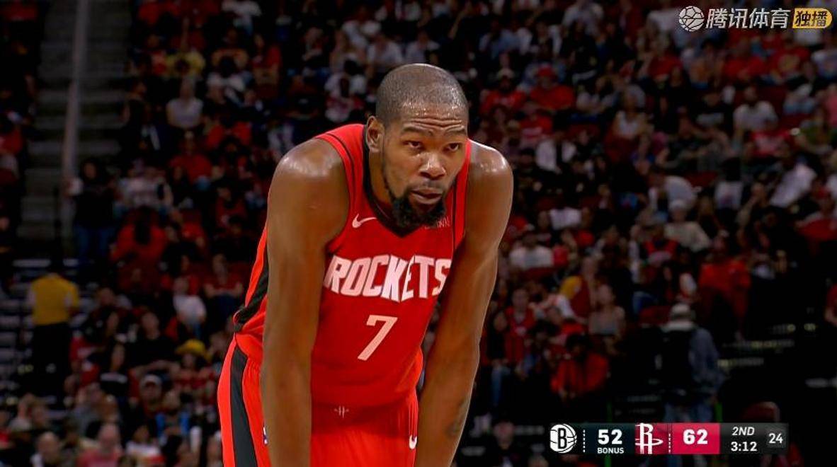 德甲前瞻：勒沃库森阵容齐整，多特上轮联赛惨遭绝平（德甲前瞻：勒沃库森兵强马壮，多特上轮补时被追平）