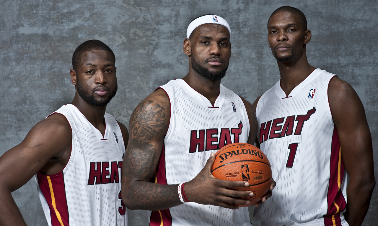 中超收官战观众人数：梭鱼湾62330人刷新本赛季纪录（中超收官战梭鱼湾62330人到场，刷新赛季上座纪录）