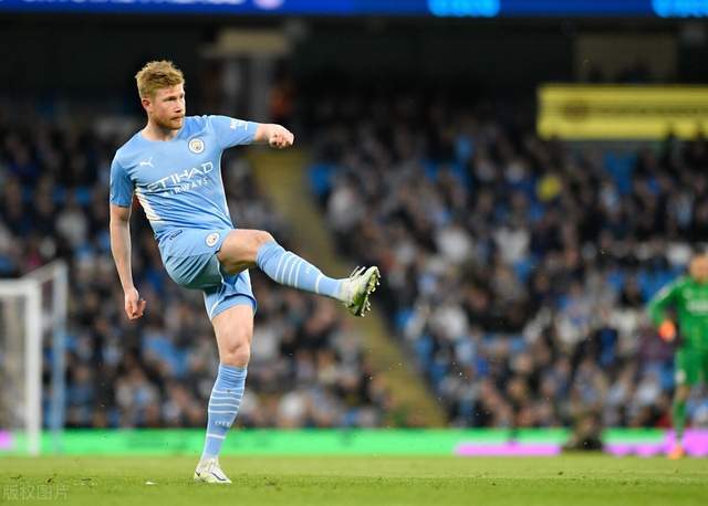 第41圈，诺里斯进站做出二停，维斯塔潘超越皮亚斯特里升至第1。（第41圈，诺里斯完成第二次进站，维斯塔潘超越皮亚斯特里登上榜首）