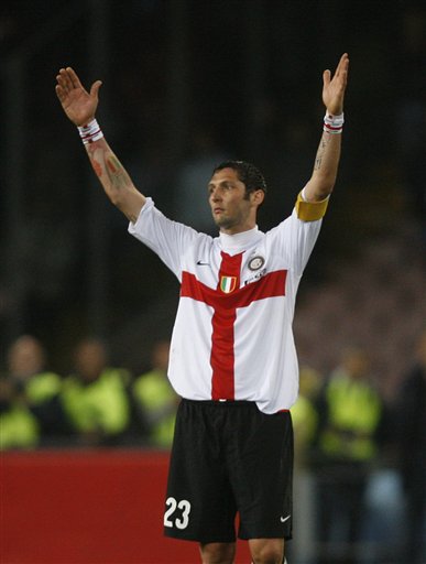 记者：佩林出现肌肉疲劳，将缺席尤文与乌迪内斯的意杯1／8决赛（因肌肉疲劳，佩林无缘尤文对乌迪内斯的意杯16强战）