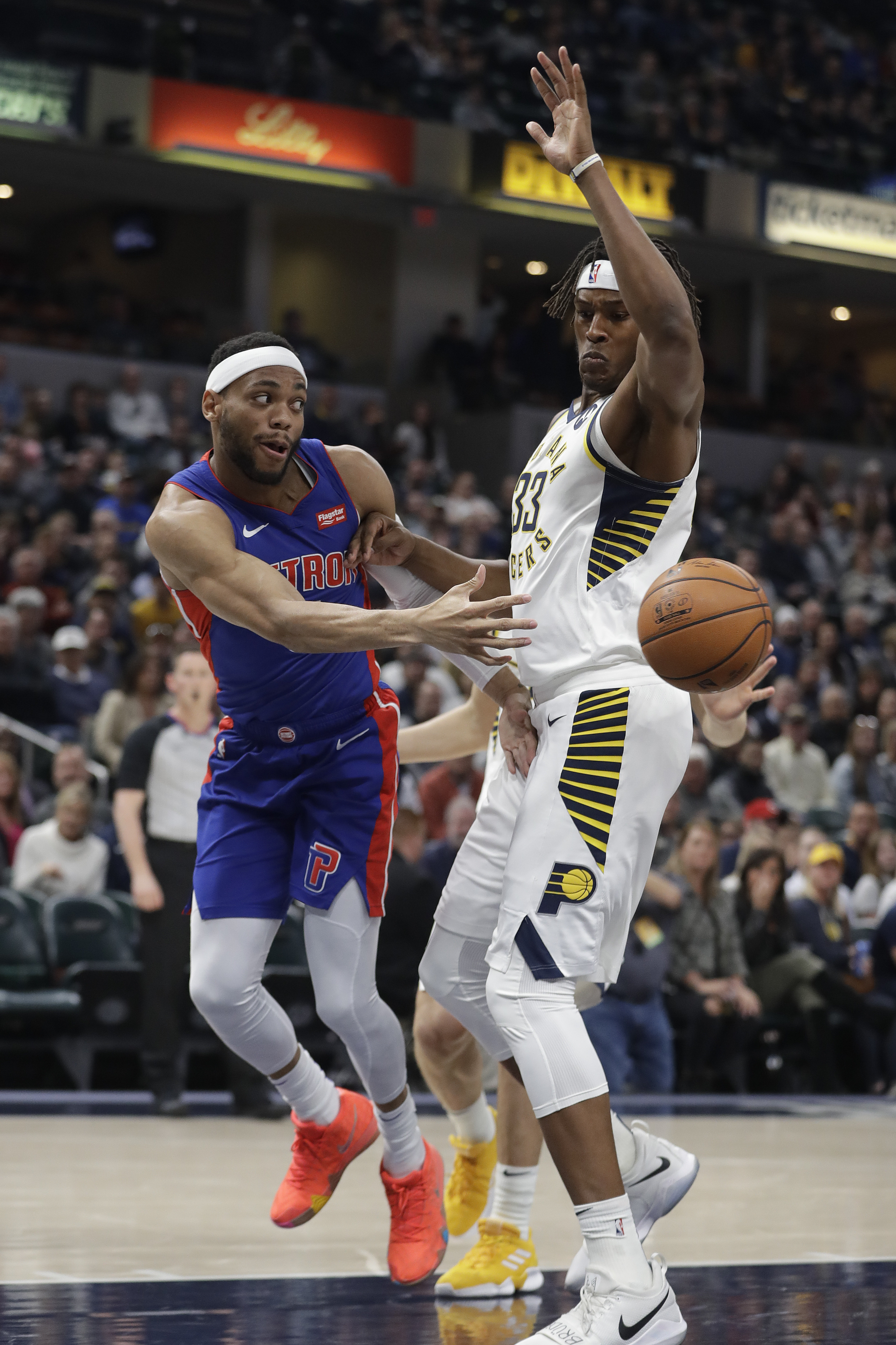 上游新闻：冲超决战，超1500名重庆球迷将在客场为铜梁龙助威（上游新闻：冲超生死战，逾1500名重庆球迷客场力挺铜梁龙）