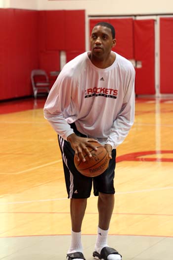 CBA杯战报：里勒25分，北控96-95险胜香港金牛（CBA杯快讯：里勒砍下25分，北控96-95险胜香港金牛）