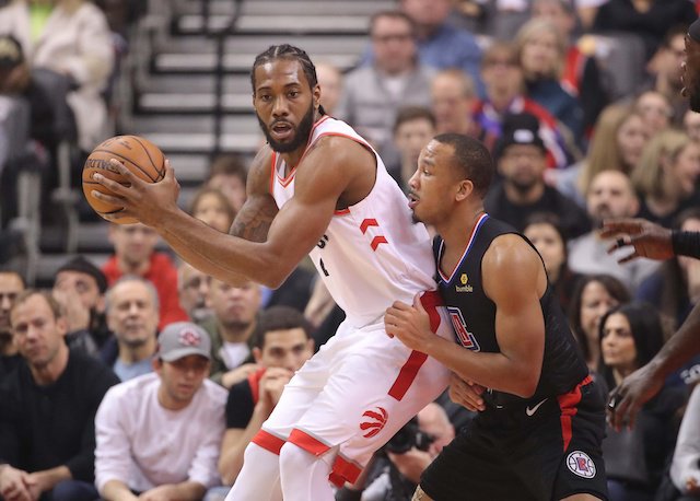 梅婷一家四口前往伯纳乌观战皇马vs尤文，女儿表示看完有点困（梅婷携全家四口现身伯纳乌看皇马对尤文，女儿直言赛后有些犯困）