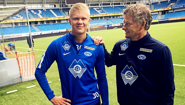 斯基拉：佛罗伦萨正在评估内斯塔，后者愿意接受8个月合同（斯基拉：佛罗伦萨考察内斯塔，后者愿签8个月短约）