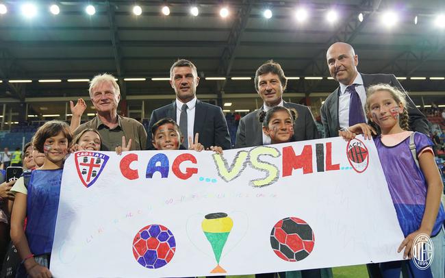 干哪去了？欧冠黄潜vs哥本哈根赛前播放欧联杯主题曲（搞错了？欧冠黄潜vs哥本哈根赛前误播欧联杯主题曲）