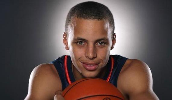 西悉尼vs狮吼首发：博雷洛PK霍尔，巴巴洛塞斯、隆恩出战（西悉尼战狮吼首发出炉：博雷洛对决霍尔，巴巴洛塞斯、隆恩先发）